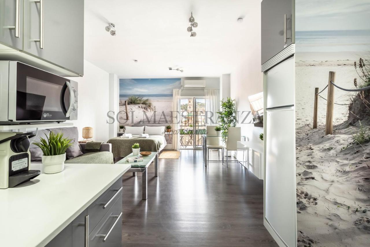 Atarazanas Apartment By Sol Maestranza Malaga Exterior photo